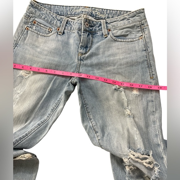Vintage American Eagle Gently Loved Light Wash Distressed Bootcut Jeans Size 4R - Picture 6 of 15